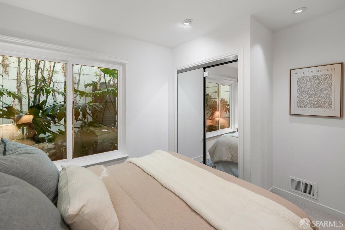 Detail Gallery Image 20 of 32 For 544 Waller St #2,  San Francisco,  CA 94127 - 2 Beds | 1 Baths