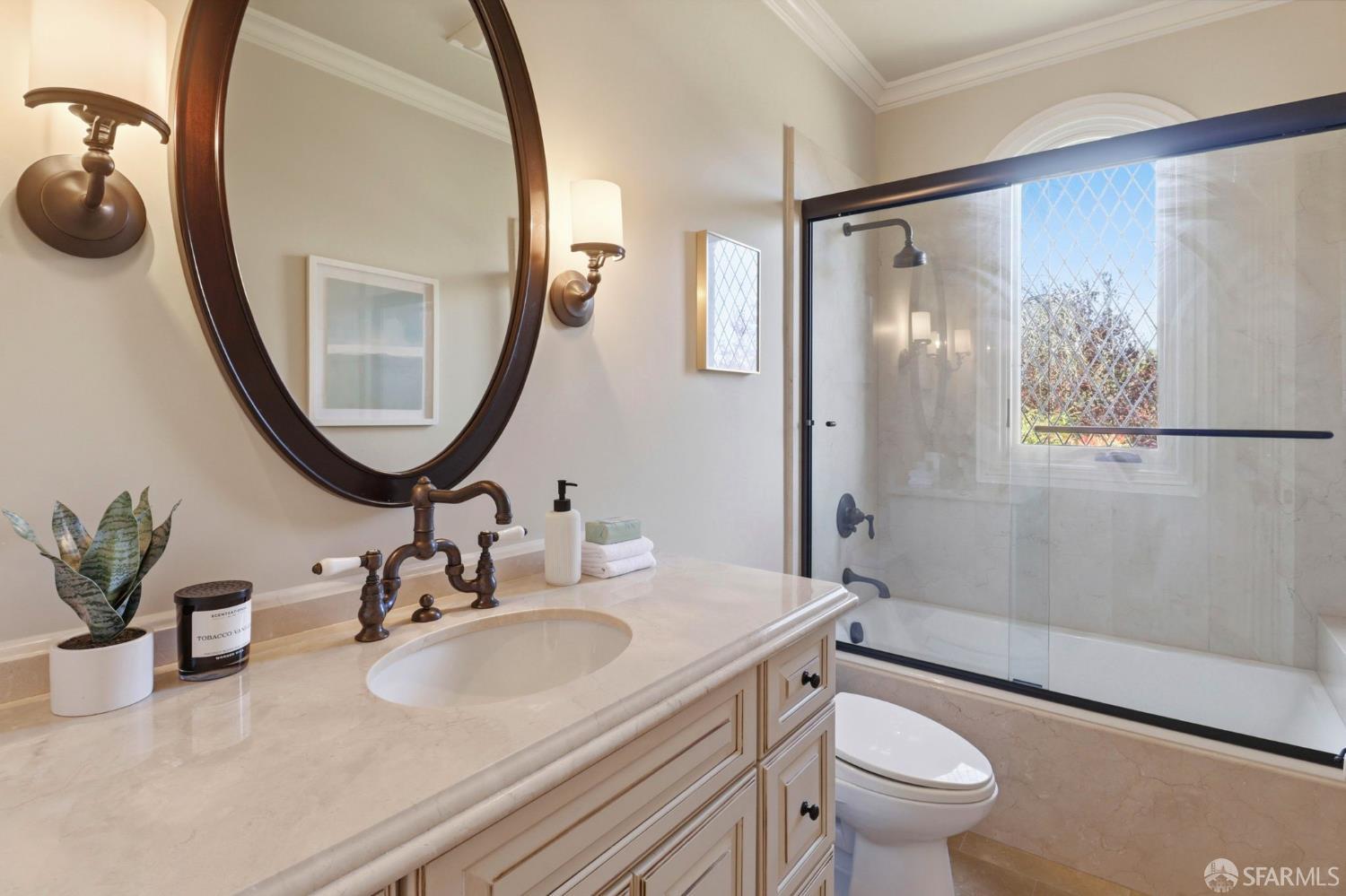 Detail Gallery Image 36 of 57 For 575 Pullman Rd, Hillsborough,  CA 94010 - 5 Beds | 4/1 Baths