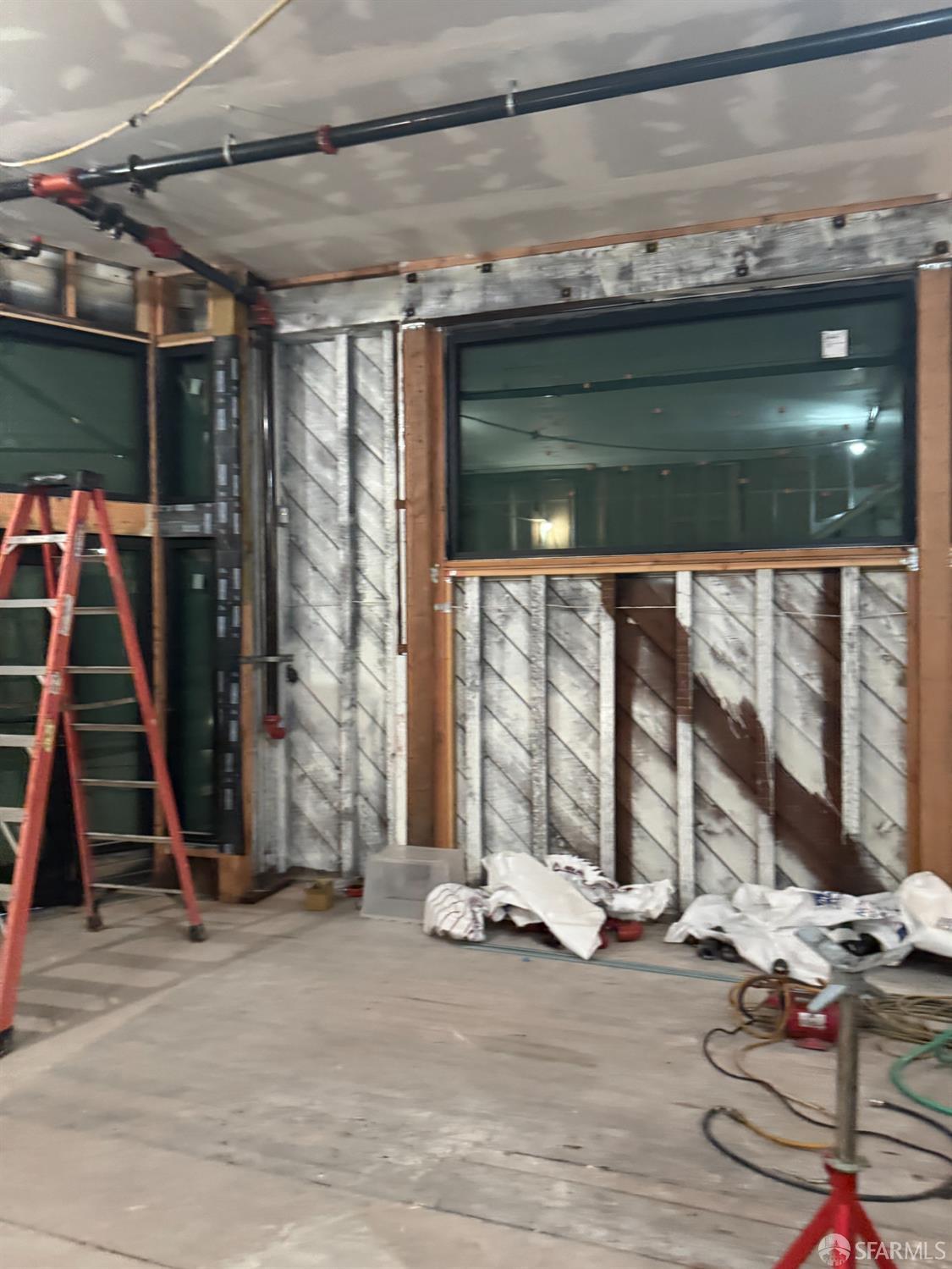 Detail Gallery Image 15 of 22 For 2401 16th St, San Francisco,  CA 94103 - – Beds | – Baths