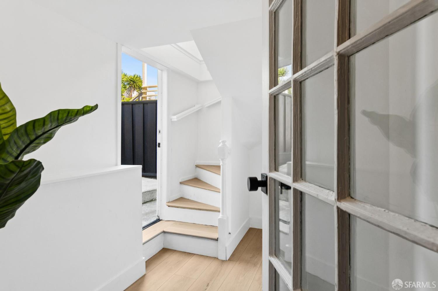 Detail Gallery Image 44 of 69 For 270 Flood Ave, San Francisco,  CA 94112 - 4 Beds | 3 Baths