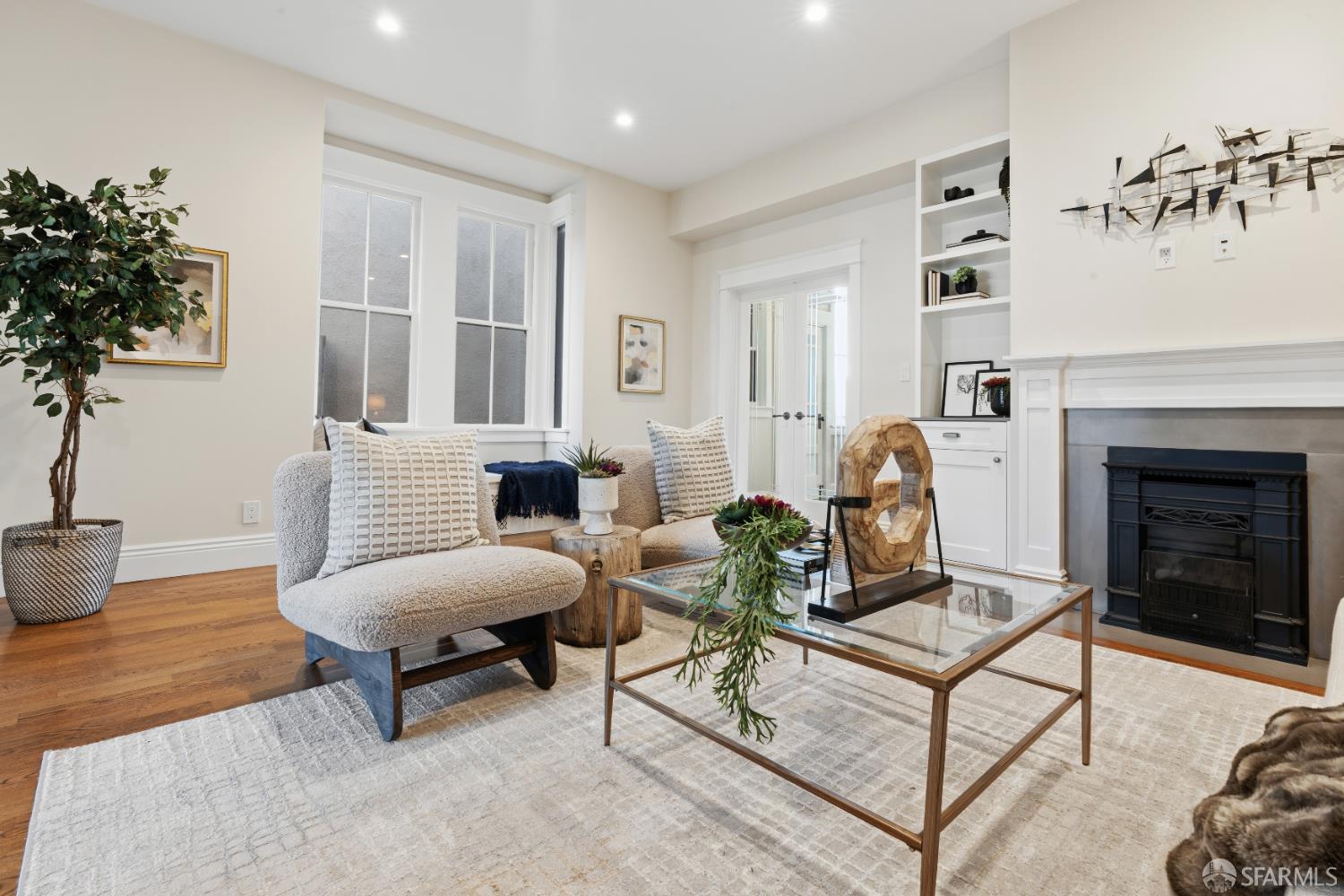 Detail Gallery Image 8 of 78 For 667 34th Ave, San Francisco,  CA 94121 - 3 Beds | 2 Baths