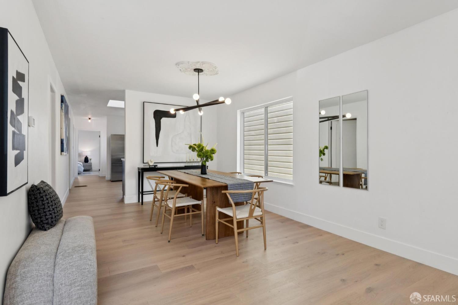 Detail Gallery Image 4 of 69 For 270 Flood Ave, San Francisco,  CA 94112 - 4 Beds | 3 Baths