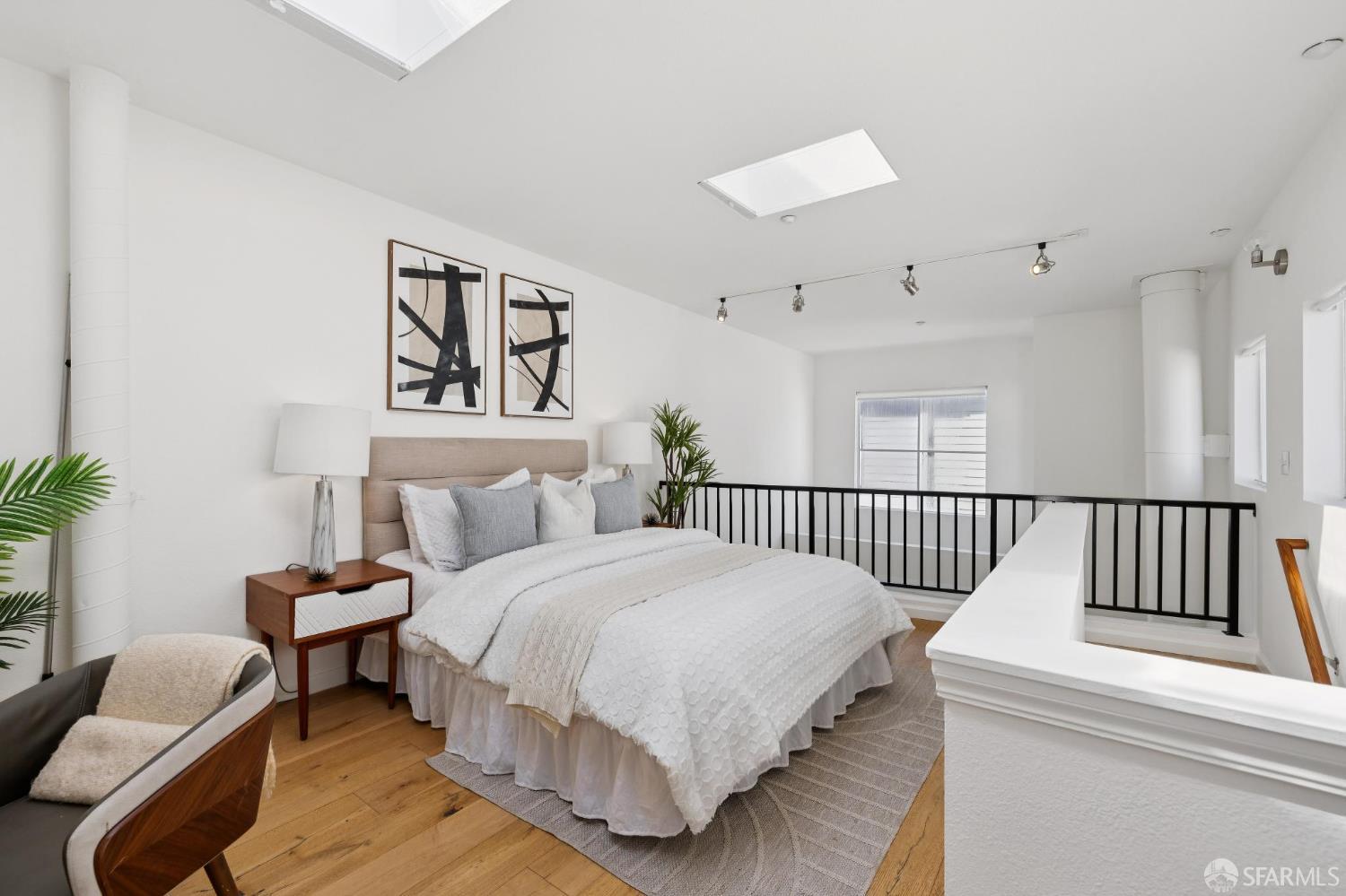 Photo #9: 426107520 Listing: Photo #9