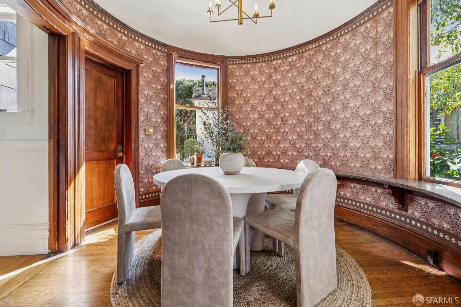 Detail Gallery Image 21 of 62 For 1461 Page St, San Francisco,  CA 94117 - 7 Beds | 4/2 Baths