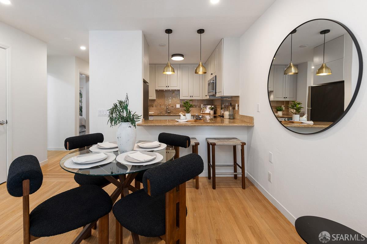 Detail Gallery Image 10 of 32 For 544 Waller St #2,  San Francisco,  CA 94127 - 2 Beds | 1 Baths