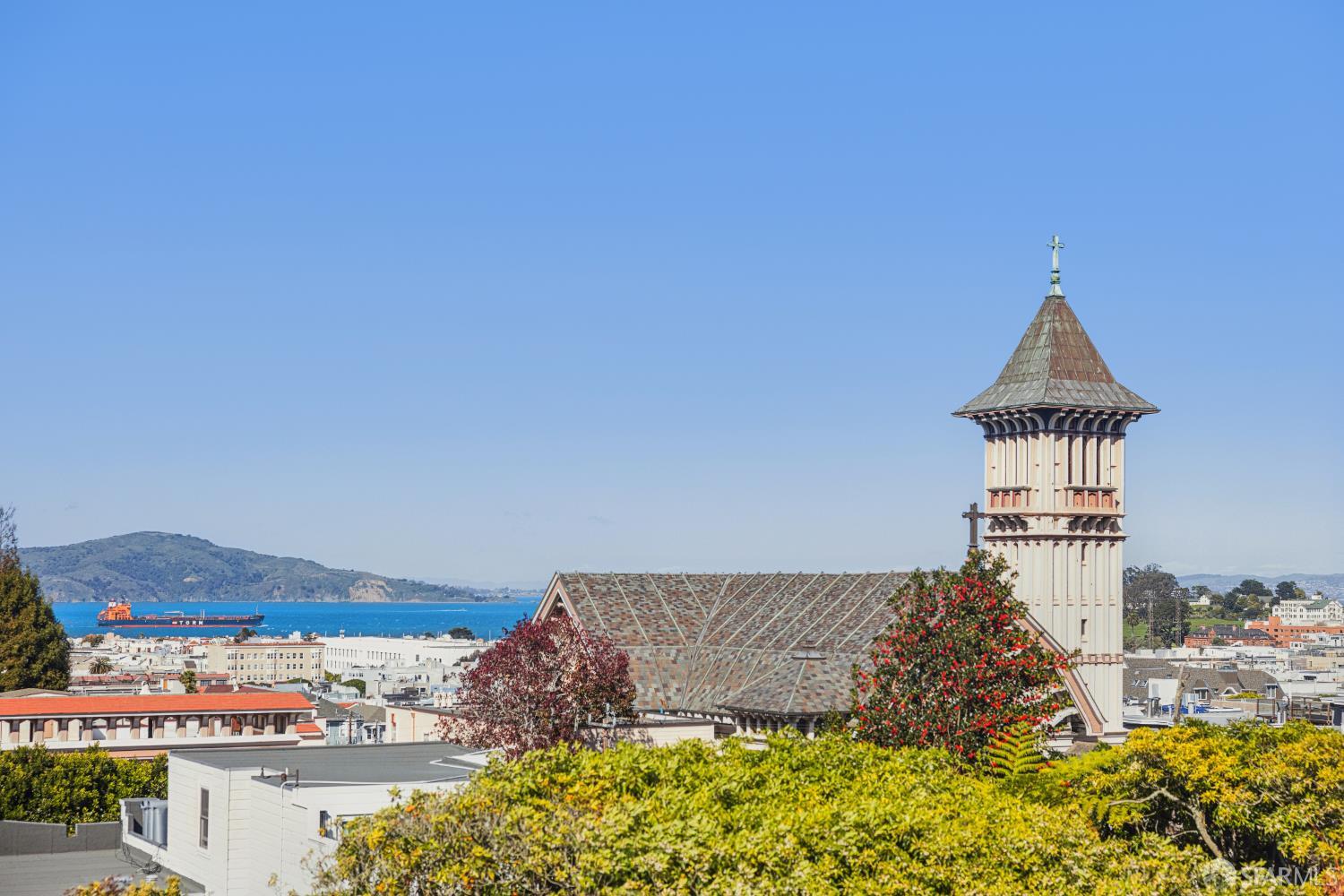 Detail Gallery Image 14 of 33 For 2450 Vallejo St, San Francisco,  CA 94123 - 3 Beds | 2 Baths