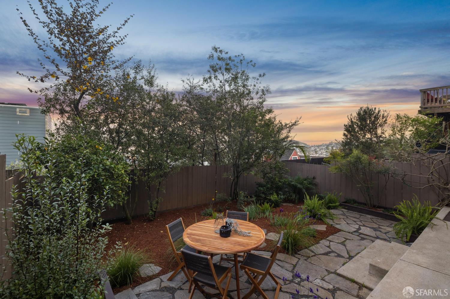 Detail Gallery Image 69 of 89 For 115 Ellsworth St, San Francisco,  CA 94110 - 3 Beds | 3 Baths