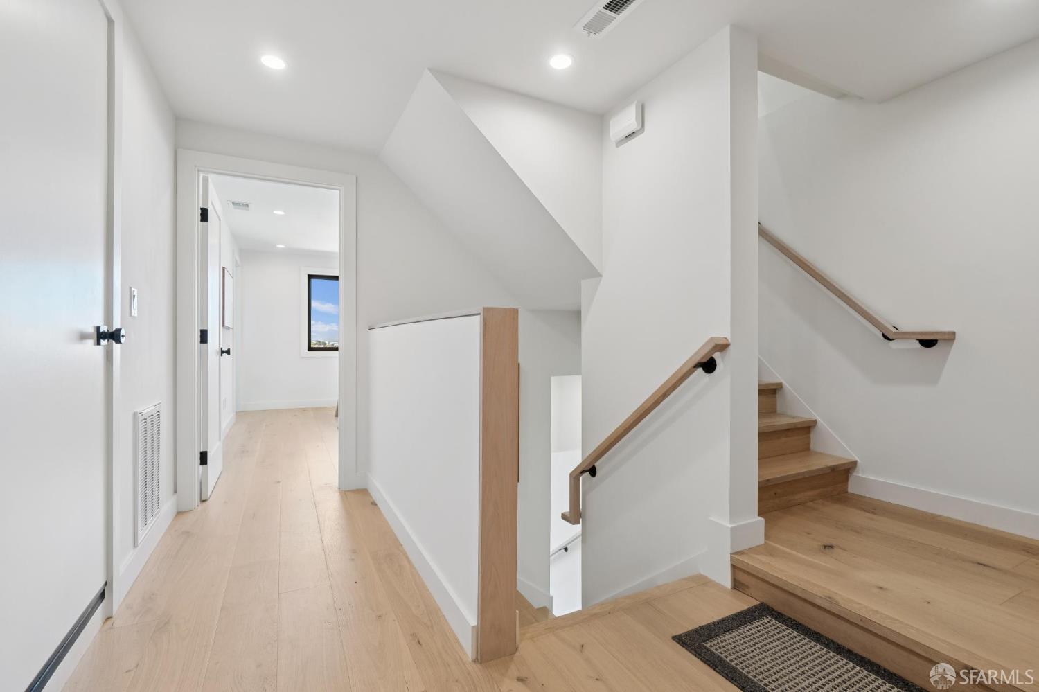 Detail Gallery Image 25 of 49 For 248 Ordway St, San Francisco,  CA 94134 - 4 Beds | 3 Baths