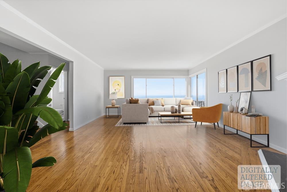 Detail Gallery Image 4 of 81 For 2056 14th Ave, San Francisco,  CA 94116 - 3 Beds | 1/1 Baths