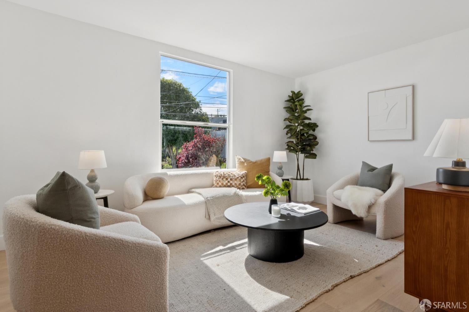 Detail Gallery Image 2 of 69 For 270 Flood Ave, San Francisco,  CA 94112 - 4 Beds | 3 Baths