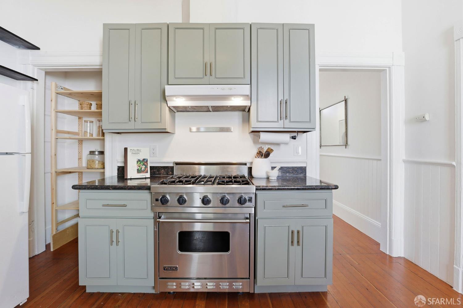 Detail Gallery Image 11 of 24 For 43 Lucky St, San Francisco,  CA 94110 - 2 Beds | 1 Baths