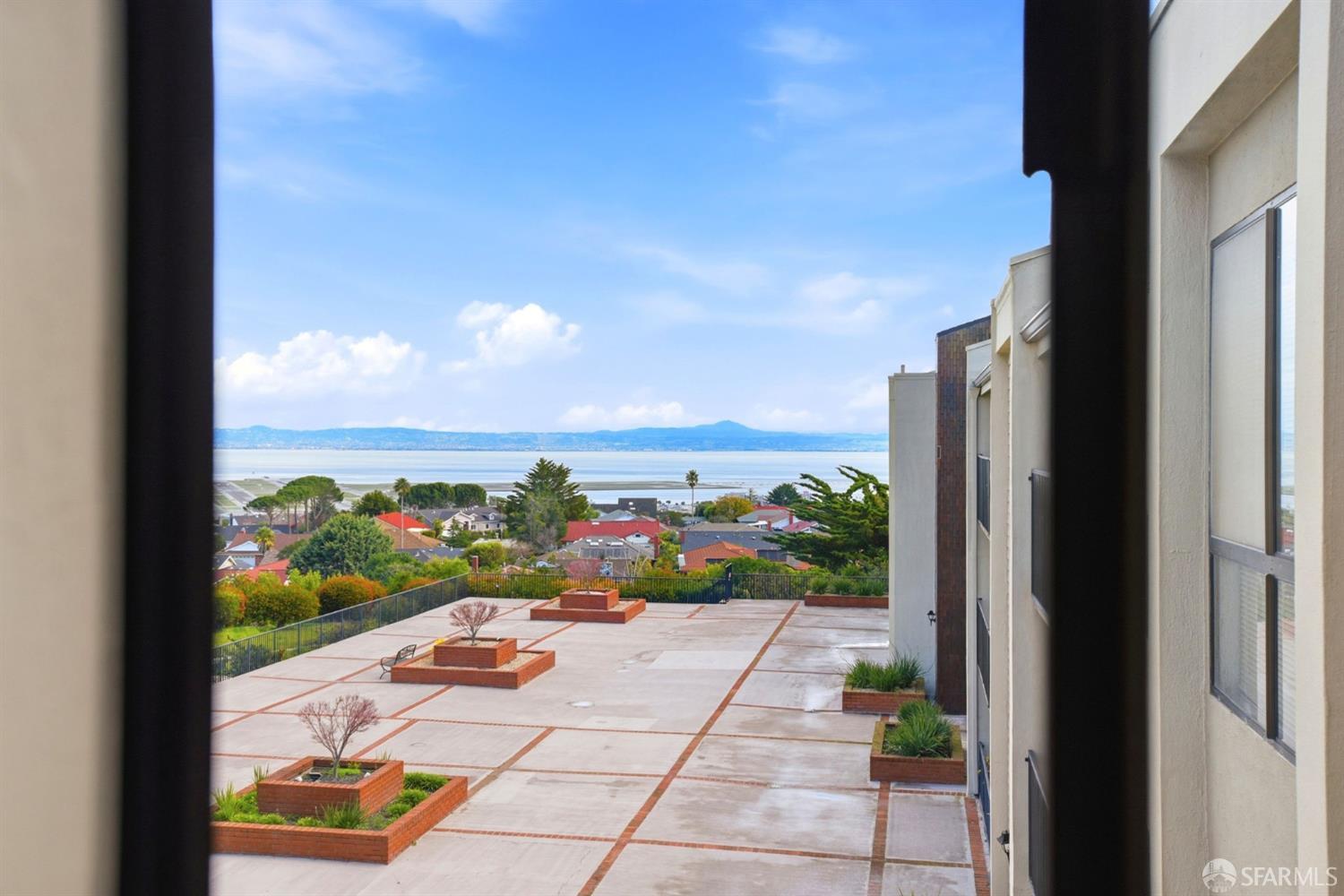 Detail Gallery Image 34 of 52 For 1550 Frontera Way #319,  Millbrae,  CA 94030 - 1 Beds | 1 Baths