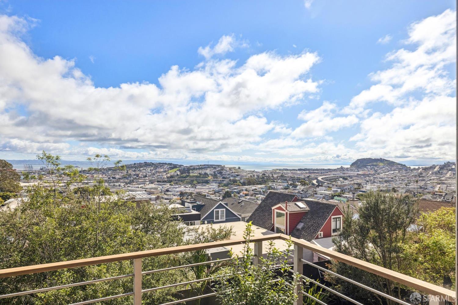 Detail Gallery Image 14 of 89 For 115 Ellsworth St, San Francisco,  CA 94110 - 3 Beds | 3 Baths