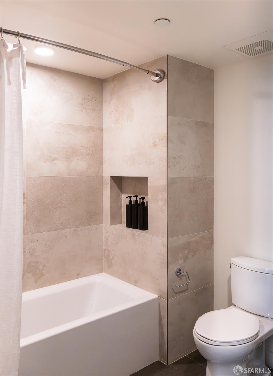 Detail Gallery Image 43 of 51 For 3620 Cesar Chavez St #203,  San Francisco,  CA 94110 - 2 Beds | 2 Baths