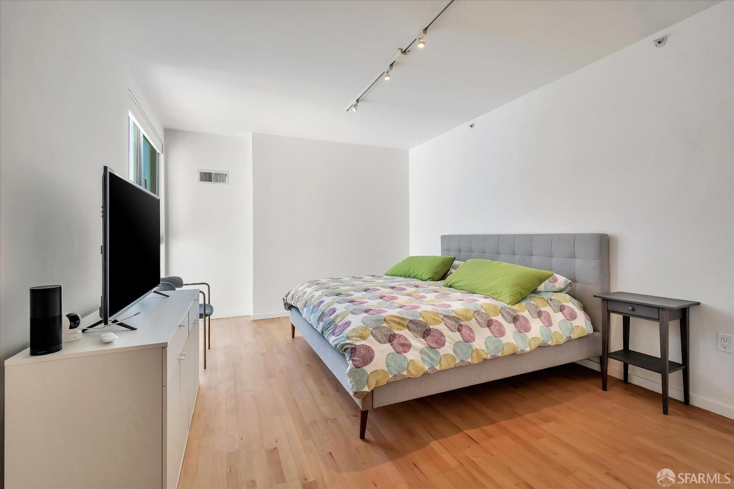 Detail Gallery Image 13 of 34 For 69 Clementina St #802,  San Francisco,  CA 94105 - 2 Beds | 2/1 Baths