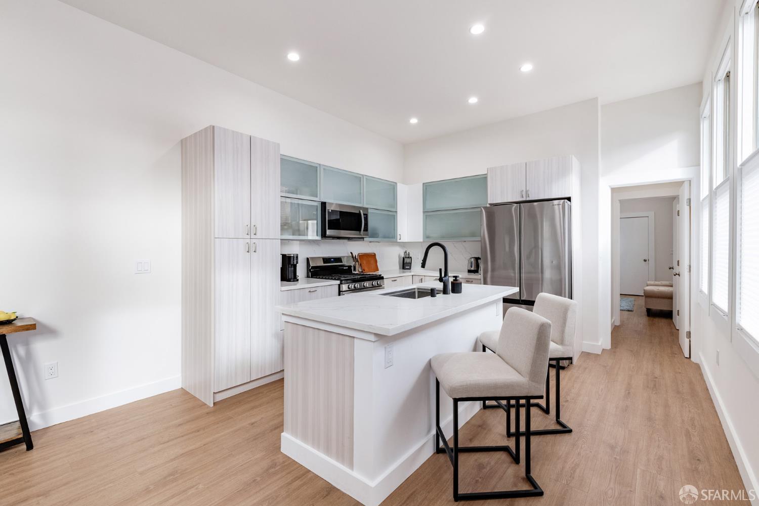 Photo #16: 426109389 Listing: Photo #16