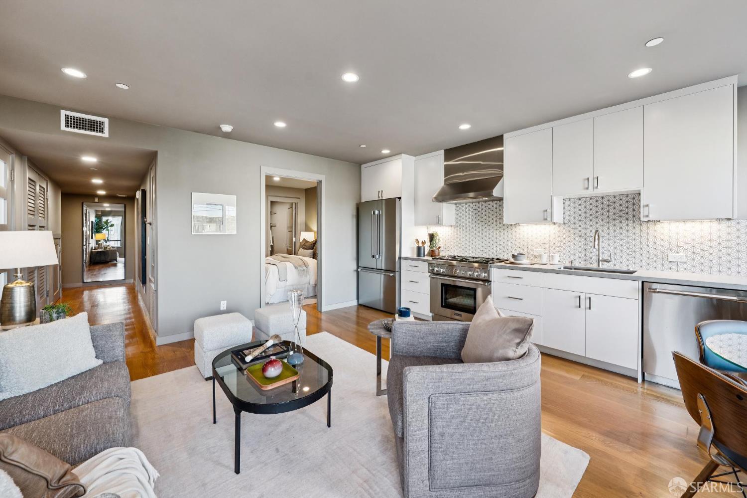 Detail Gallery Image 67 of 80 For 268 Grand View Ave, San Francisco,  CA 94114 - 4 Beds | 3 Baths