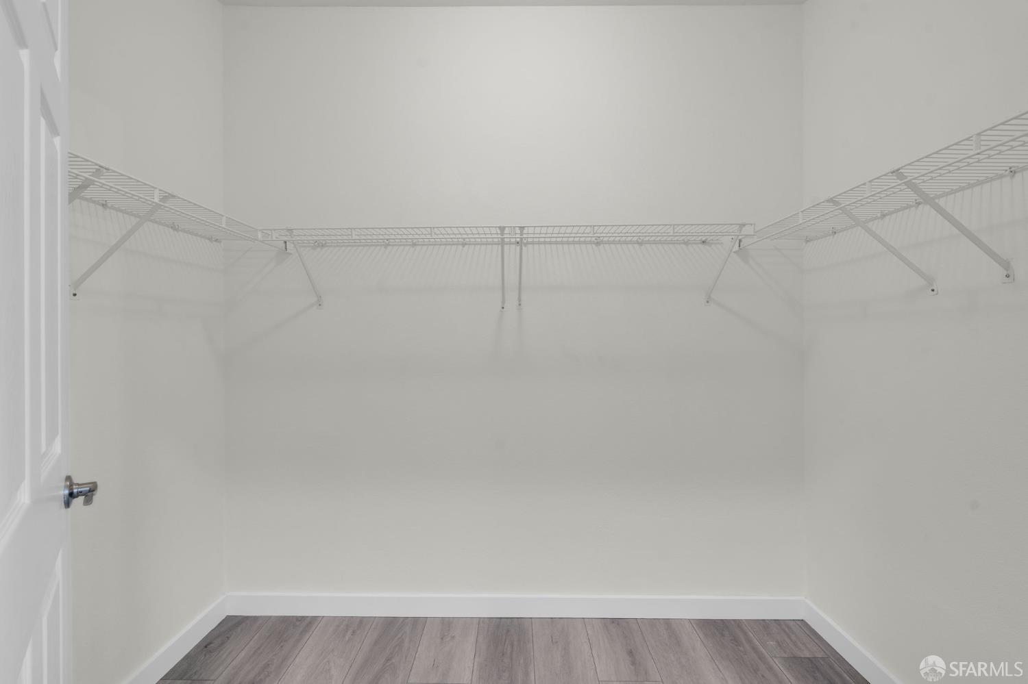 Detail Gallery Image 11 of 27 For 200 Caldecott Ln #107,  Oakland,  CA 94618 - 2 Beds | 2 Baths