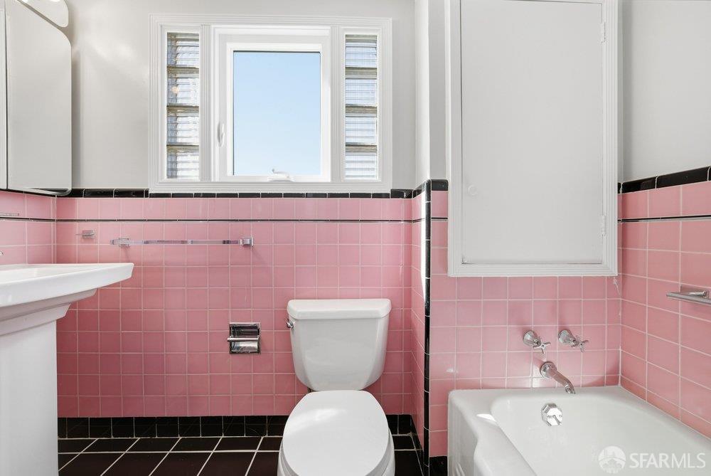 Detail Gallery Image 57 of 81 For 2056 14th Ave, San Francisco,  CA 94116 - 3 Beds | 1/1 Baths