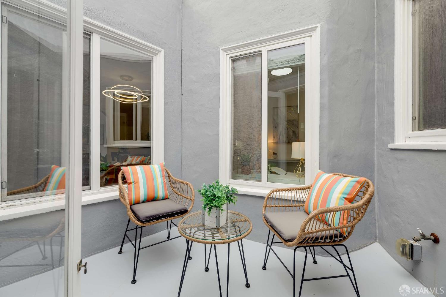 Detail Gallery Image 20 of 40 For 1352 34th Ave, San Francisco,  CA 94122 - 4 Beds | 3/1 Baths