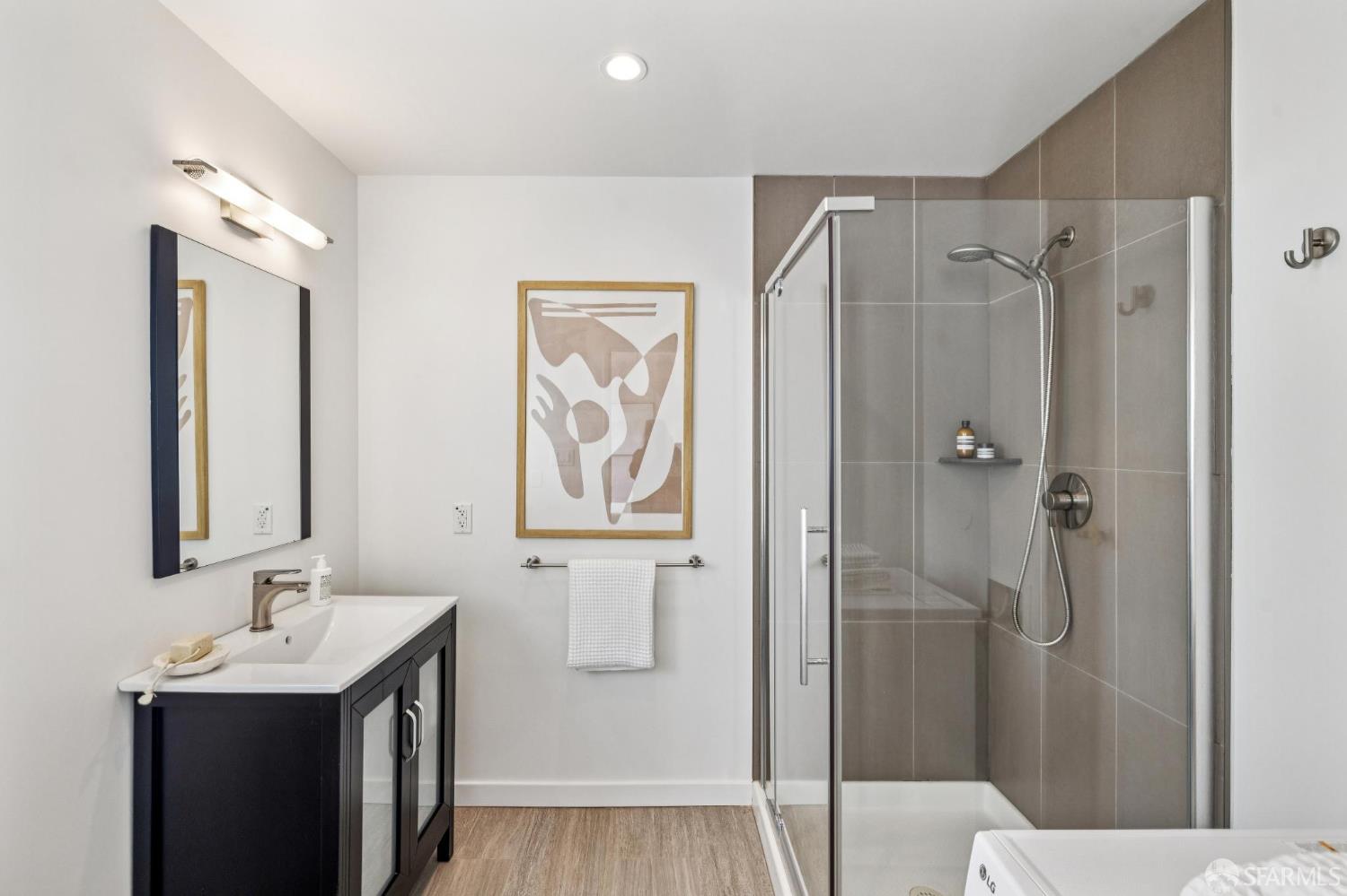 Detail Gallery Image 37 of 89 For 115 Ellsworth St, San Francisco,  CA 94110 - 3 Beds | 3 Baths