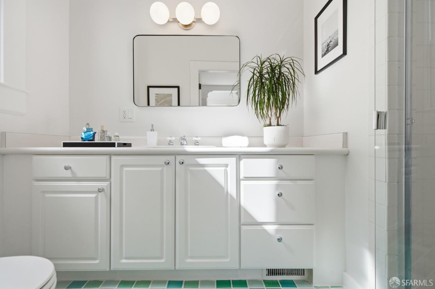 Detail Gallery Image 29 of 88 For 512 Connecticut St, San Francisco,  CA 94107 - 3 Beds | 2/1 Baths