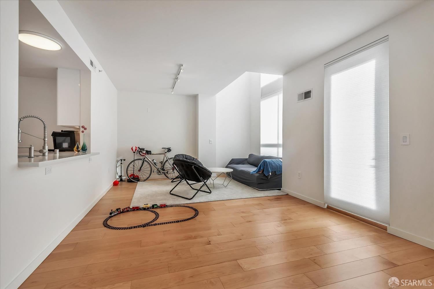 Detail Gallery Image 5 of 34 For 69 Clementina St #802,  San Francisco,  CA 94105 - 2 Beds | 2/1 Baths