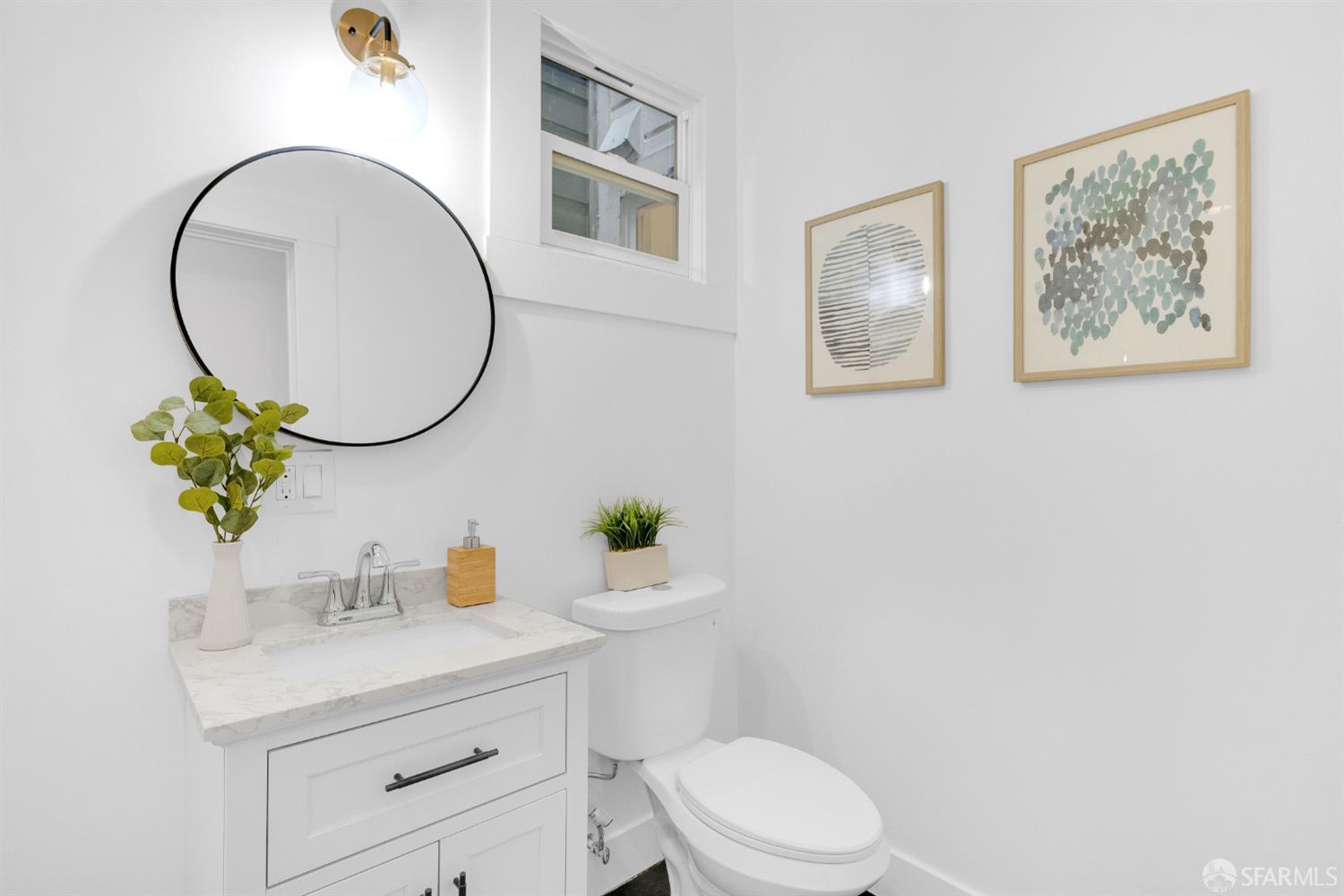Detail Gallery Image 8 of 35 For 1060 Noe St 1062a,  San Francisco,  CA 94114 - 2 Beds | 1 Baths