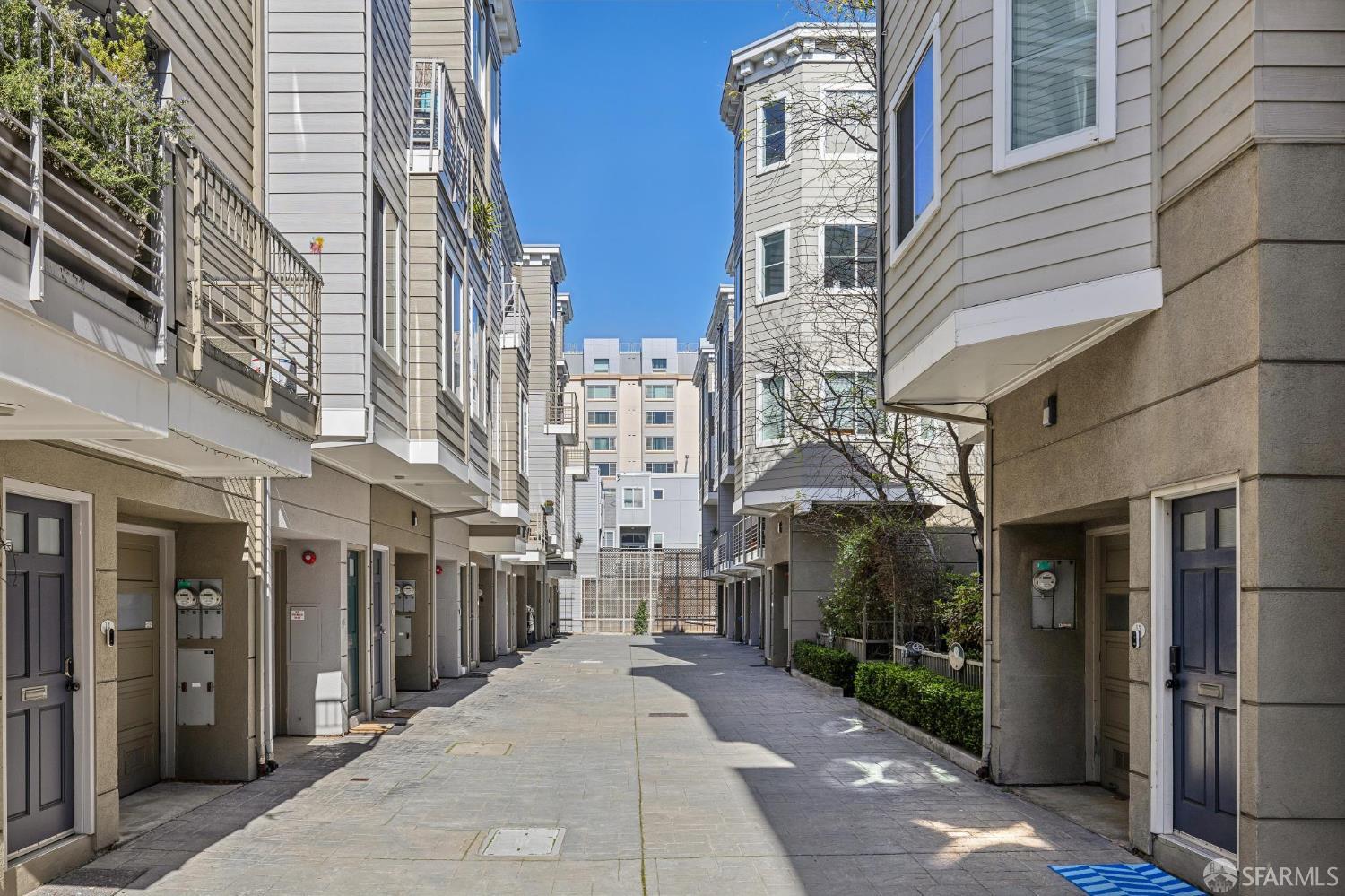 Photo #21: 426107520 Listing: Photo #21