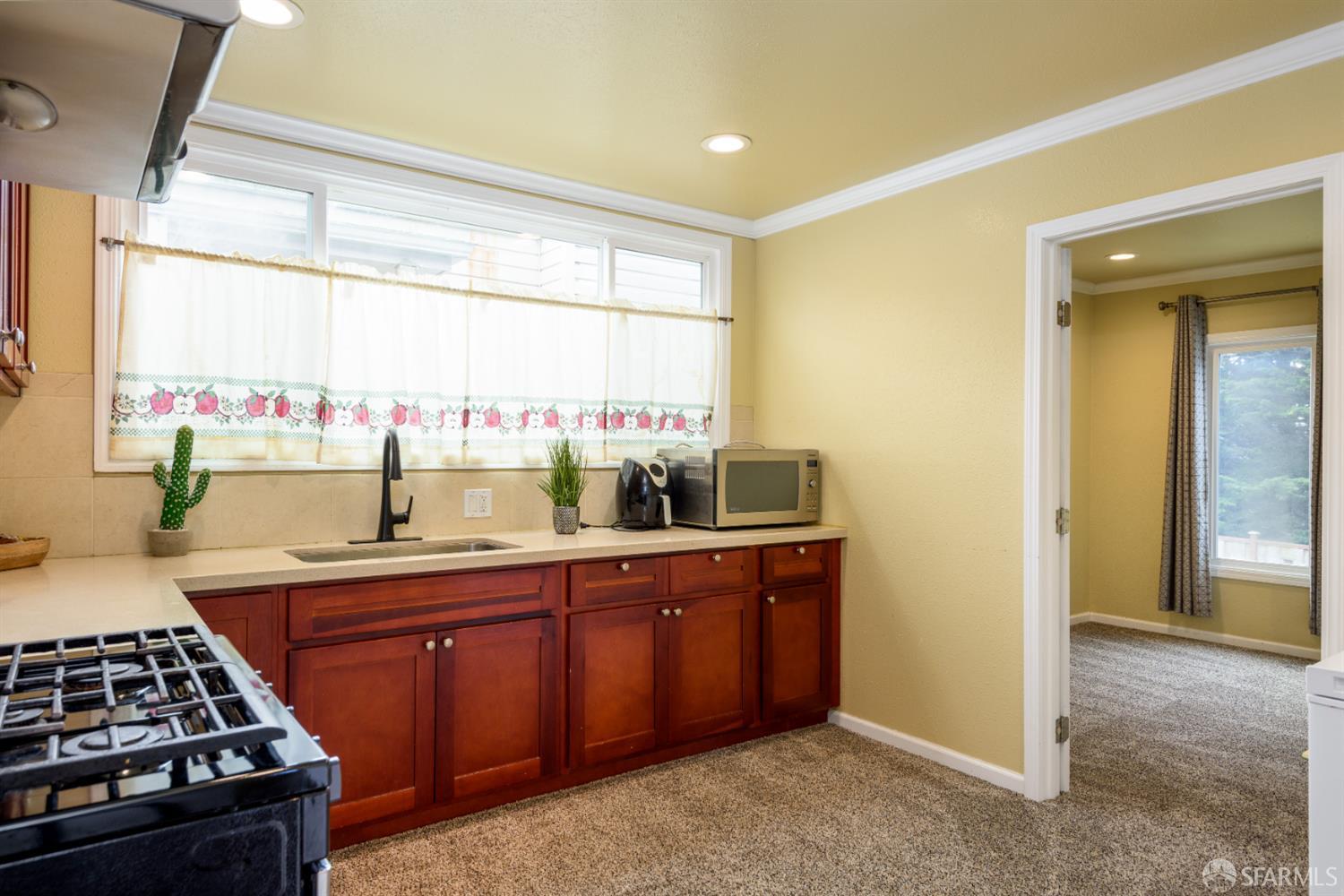 Detail Gallery Image 13 of 16 For 1420 S Mayfair Ave, Daly City,  CA 94015 - 2 Beds | 1 Baths