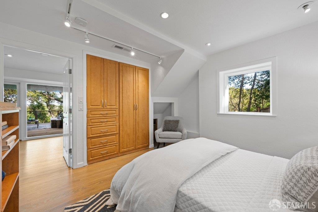 Detail Gallery Image 56 of 98 For 25 Siesta Ct, Portola Valley,  CA 94028 - 5 Beds | 3/1 Baths