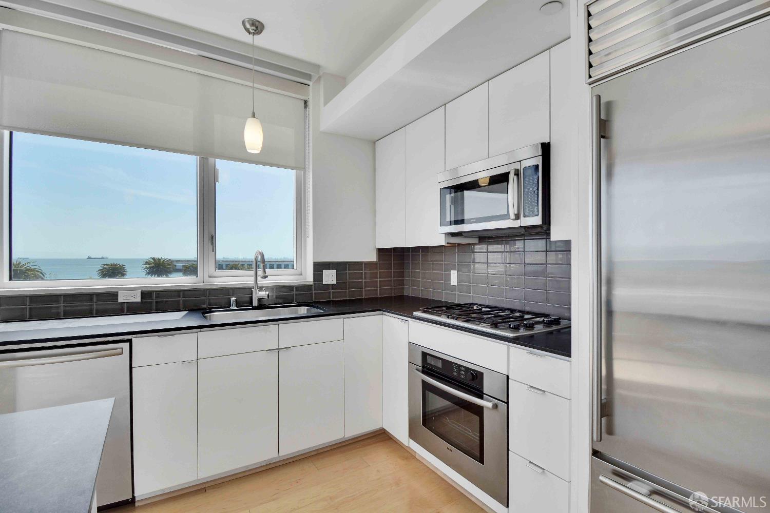 Detail Gallery Image 6 of 35 For 501 Beale St 5a,  San Francisco,  CA 94105 - 2 Beds | 2 Baths