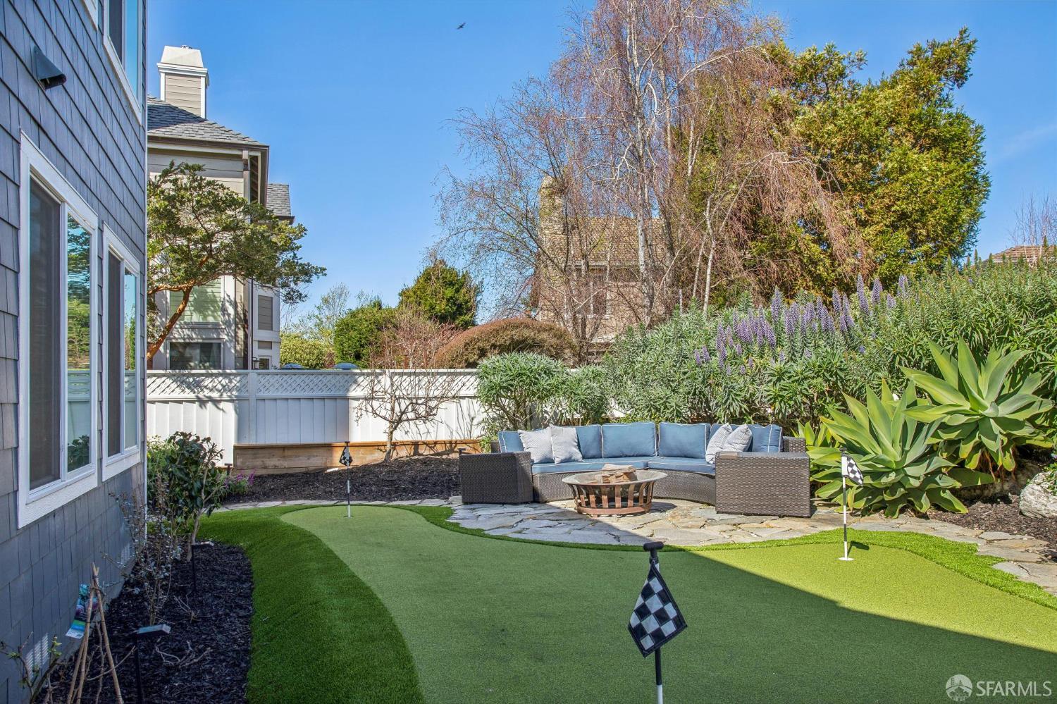 Detail Gallery Image 54 of 67 For 116 Eagle Trace Dr, Half Moon Bay,  CA 94019 - 5 Beds | 3/1 Baths