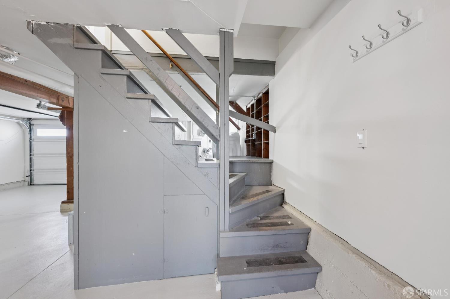 Detail Gallery Image 32 of 54 For 242 Thiers St, Daly City,  CA 94014 - 3 Beds | 1 Baths