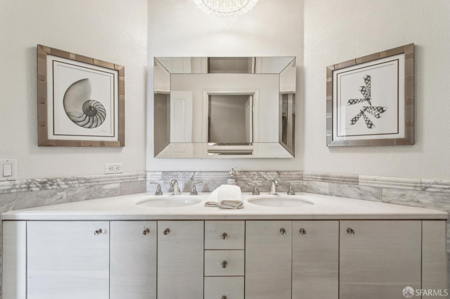 Detail Gallery Image 45 of 67 For 116 Eagle Trace Dr, Half Moon Bay,  CA 94019 - 5 Beds | 3/1 Baths