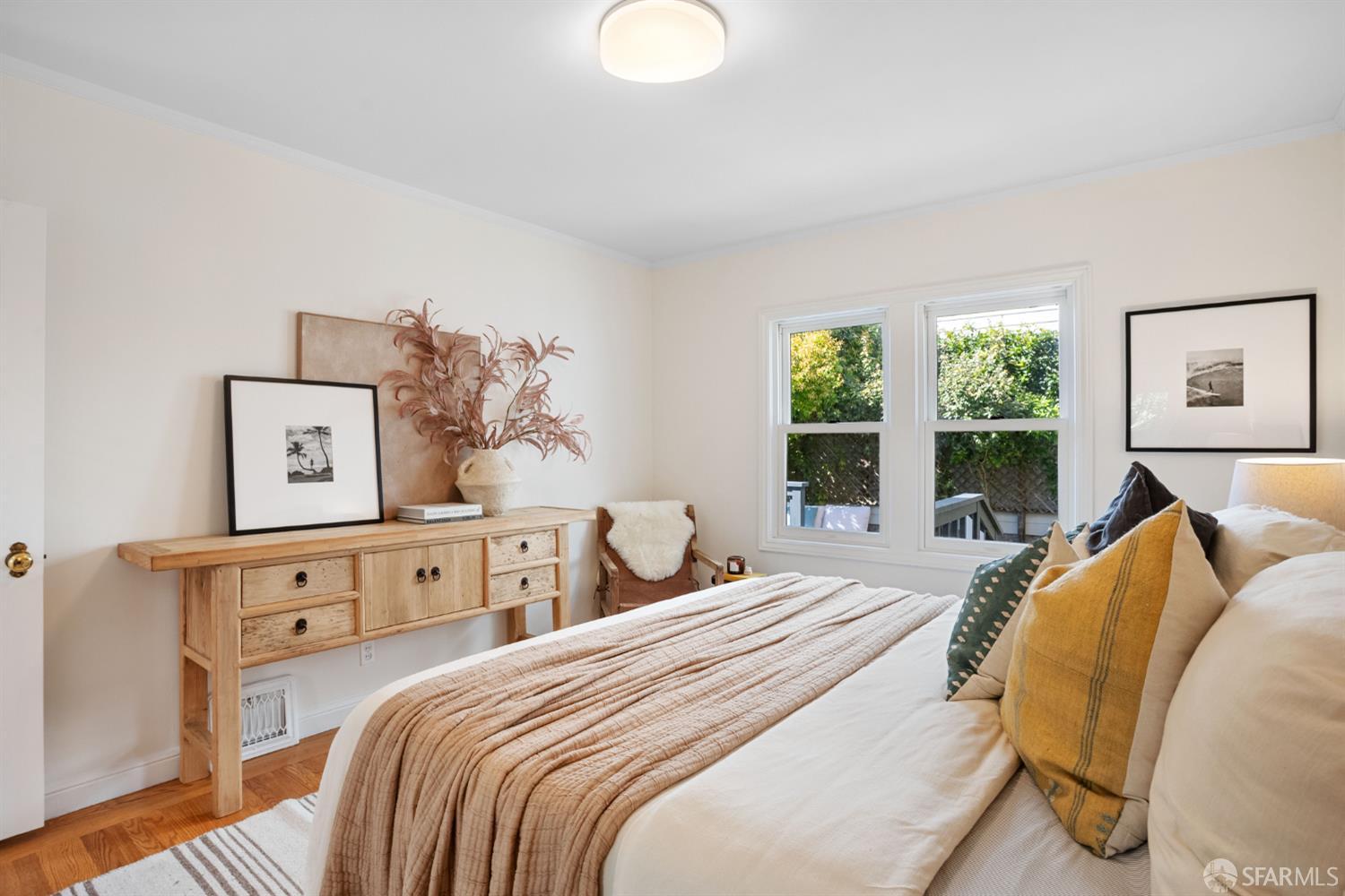 Detail Gallery Image 13 of 26 For 1008 Castro St, San Francisco,  CA 94114 - 2 Beds | 1 Baths