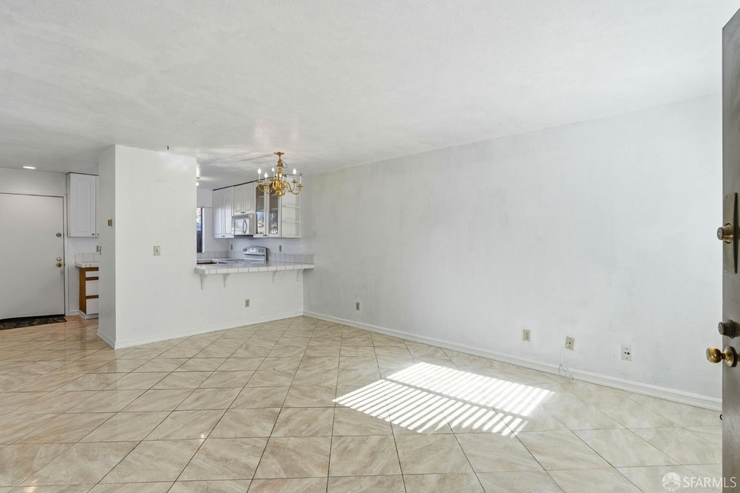 Detail Gallery Image 22 of 25 For 21564 Meekland Ave #2,  Hayward,  CA 94541 - 2 Beds | 1/1 Baths