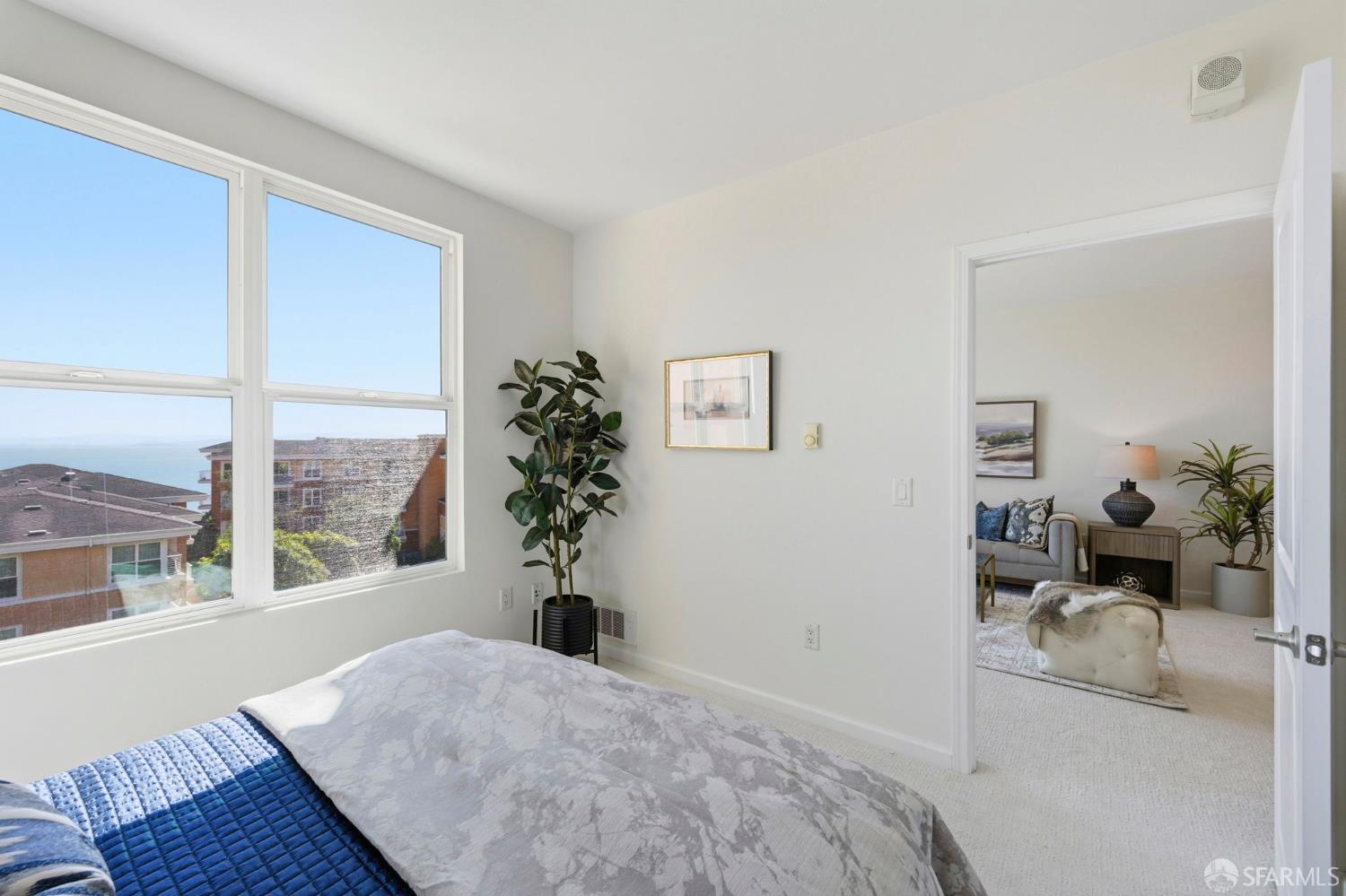Detail Gallery Image 10 of 27 For 501 Crescent Way #5210,  San Francisco,  CA 94134 - 2 Beds | 2 Baths