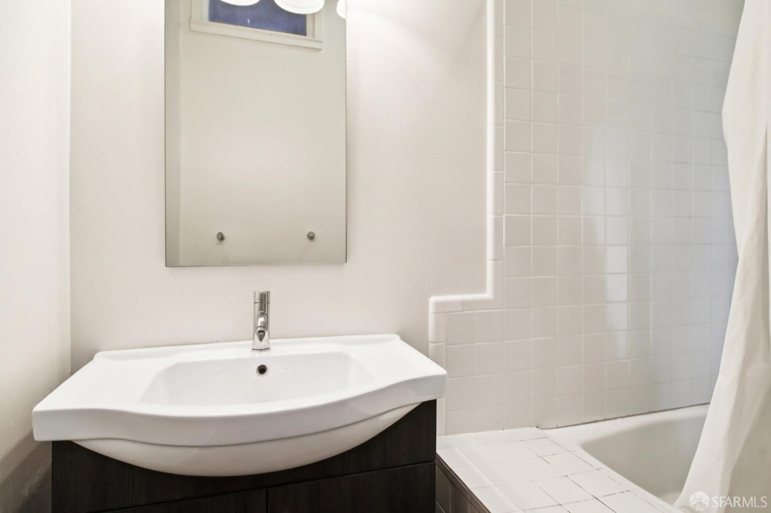 Detail Gallery Image 20 of 63 For 4 Norwich St, San Francisco,  CA 94110 - 3 Beds | 2 Baths