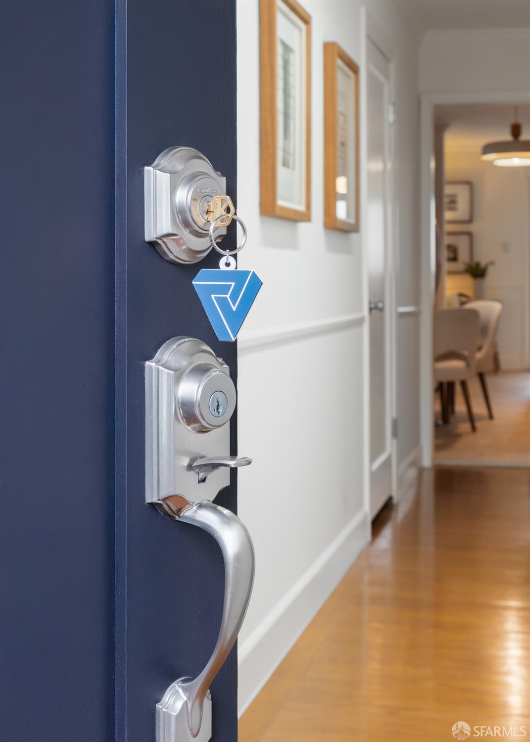 Detail Gallery Image 4 of 35 For 487 Sanchez St, San Francisco,  CA 94114 - 2 Beds | 1 Baths