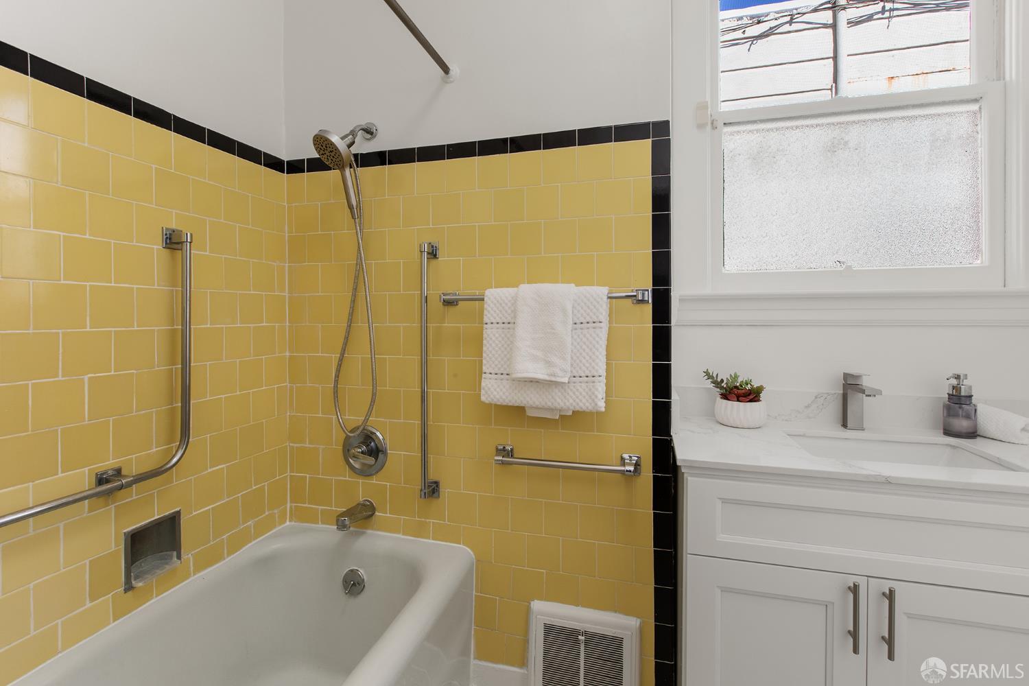 Detail Gallery Image 15 of 30 For 779 24th Ave, San Francisco,  CA 94121 - – Beds | – Baths