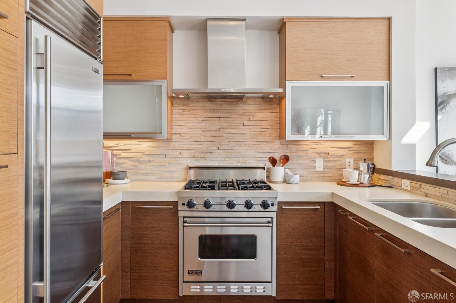 Detail Gallery Image 13 of 46 For 420 Bay St #C,  San Francisco,  CA 94133 - 3 Beds | 2/1 Baths