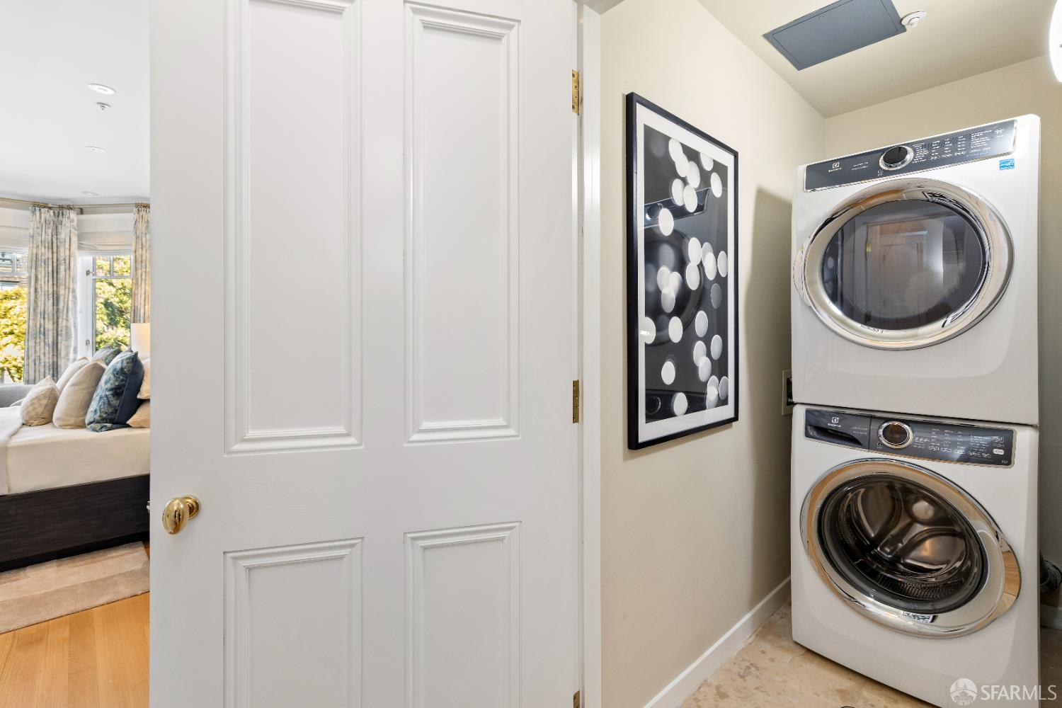 Detail Gallery Image 34 of 40 For 1041 Vallejo St, San Francisco,  CA 94133 - 3 Beds | 2/1 Baths