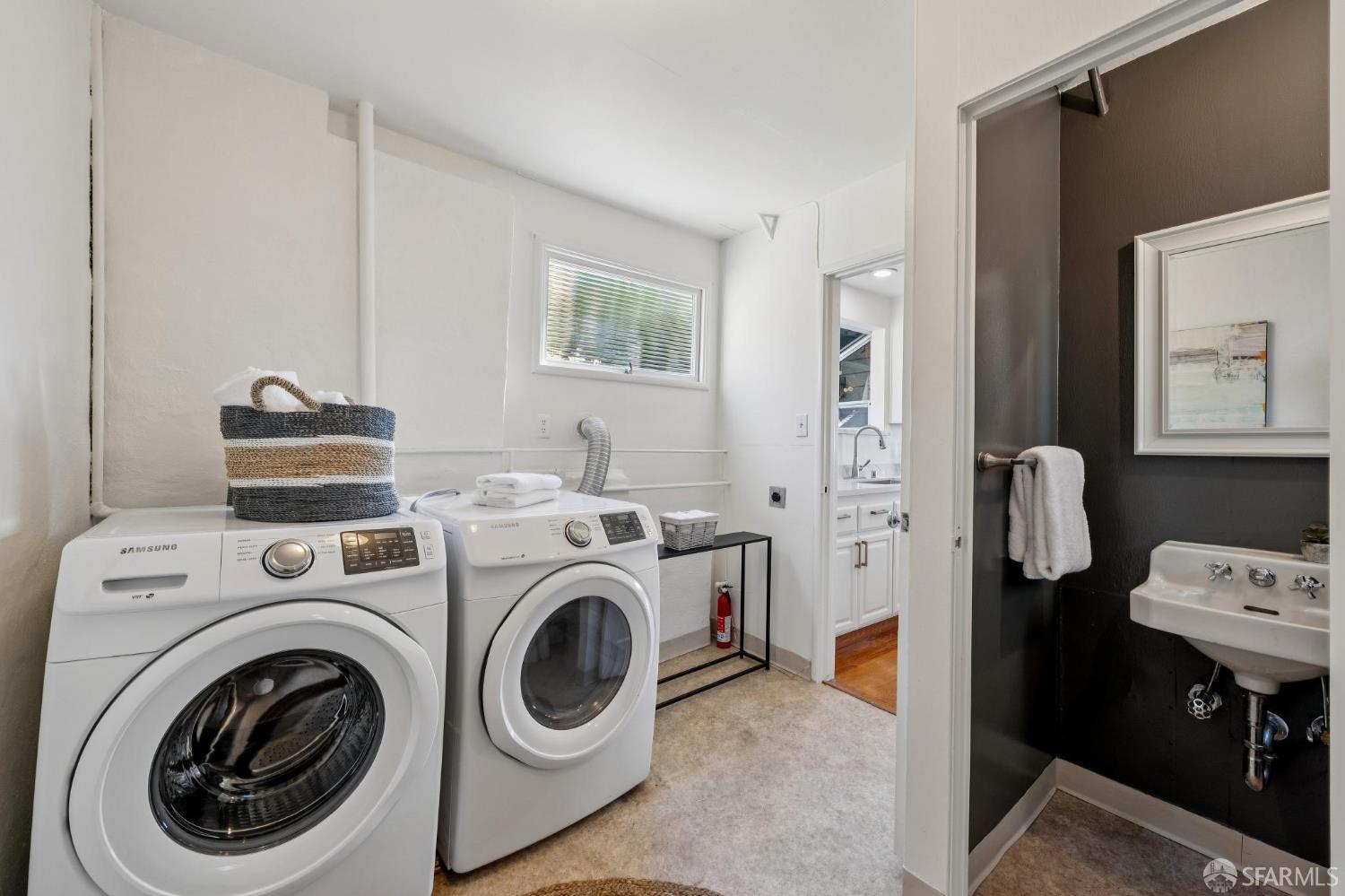 Detail Gallery Image 17 of 51 For 6189 Margarido Dr, Oakland,  CA 94618 - 3 Beds | 2/1 Baths