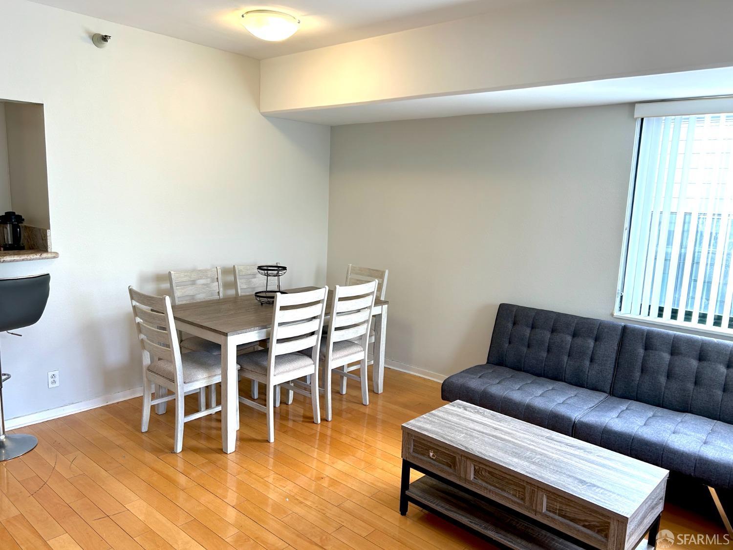 Detail Gallery Image 4 of 16 For 1 Daniel Burnham Ct #204,  San Francisco,  CA 94109 - 1 Beds | 1 Baths