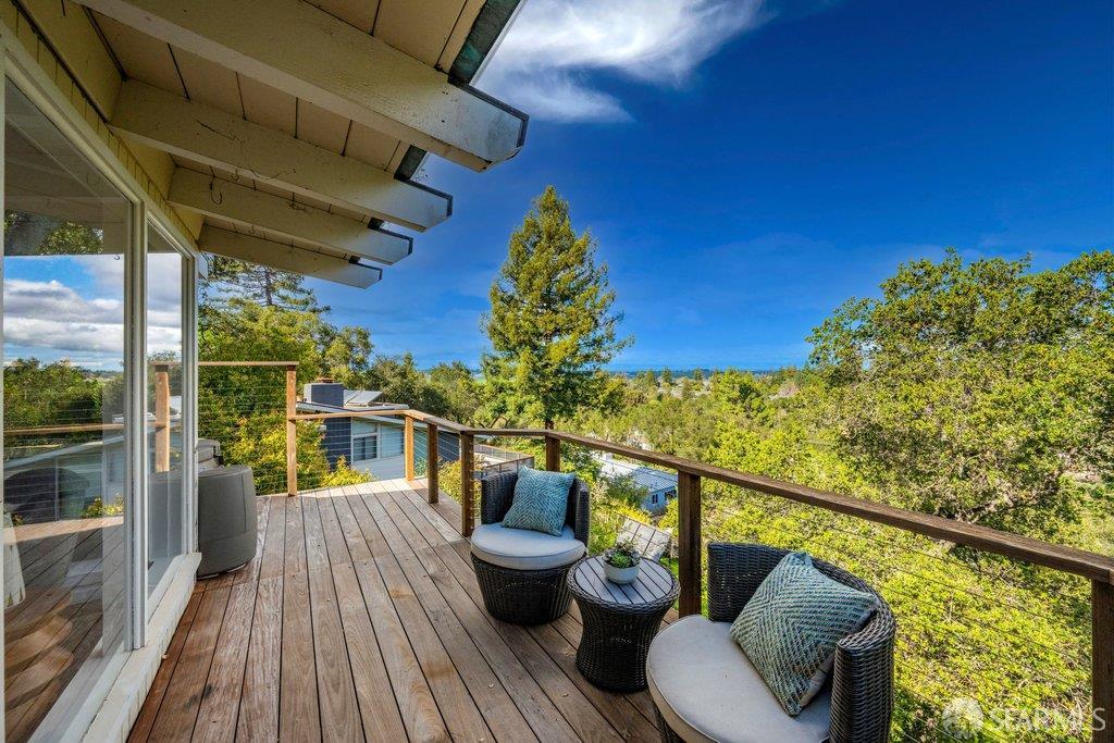 Detail Gallery Image 73 of 98 For 25 Siesta Ct, Portola Valley,  CA 94028 - 5 Beds | 3/1 Baths