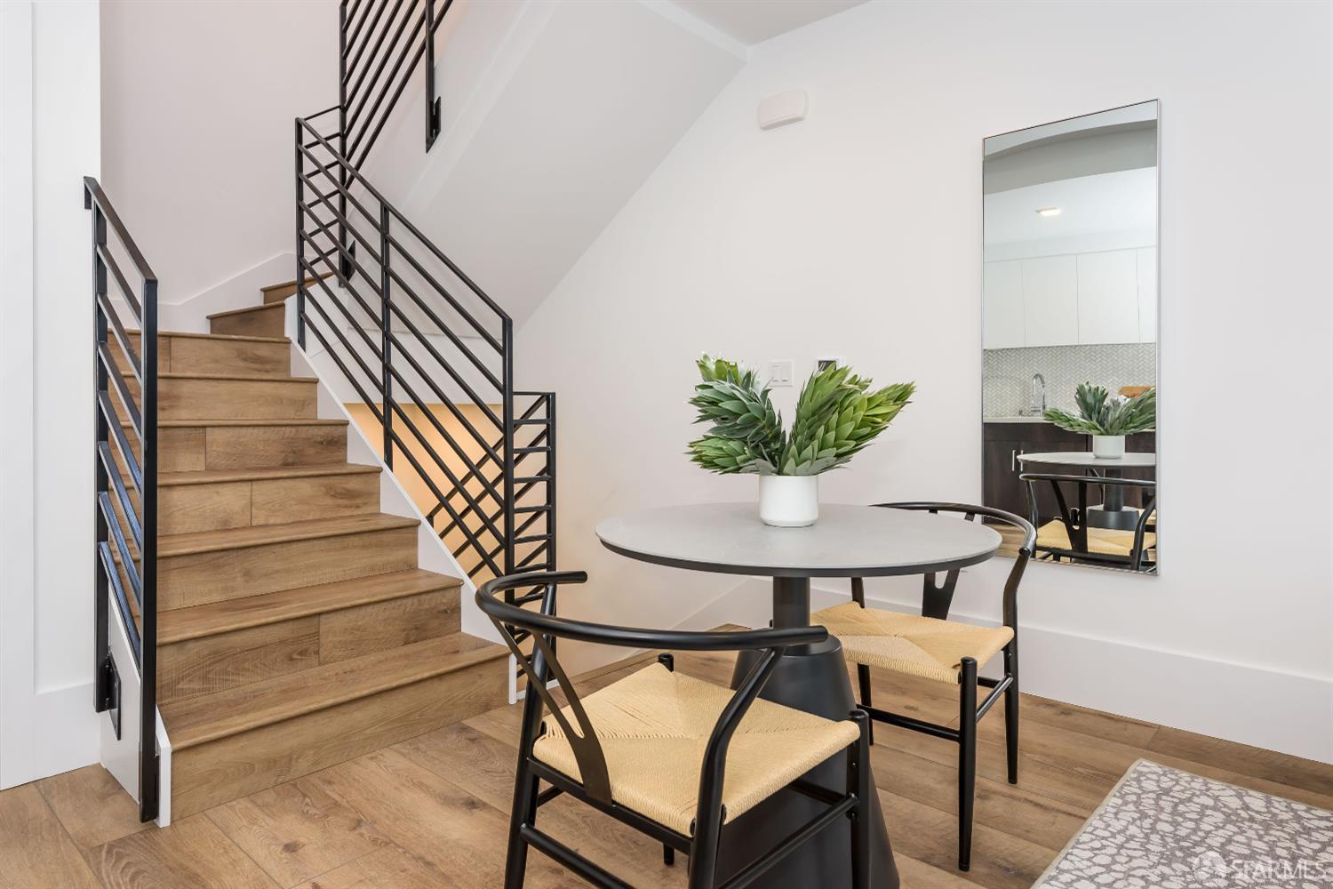 Detail Gallery Image 3 of 59 For 1288 Howard St #330,  San Francisco,  CA 94103 - 2 Beds | 2/1 Baths