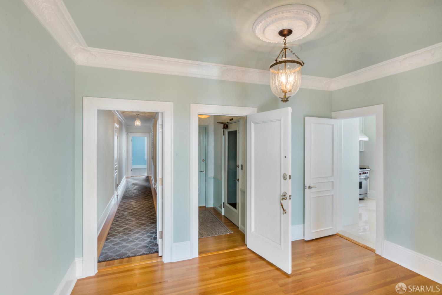 Photo #7: 426109848 Listing: Photo #7