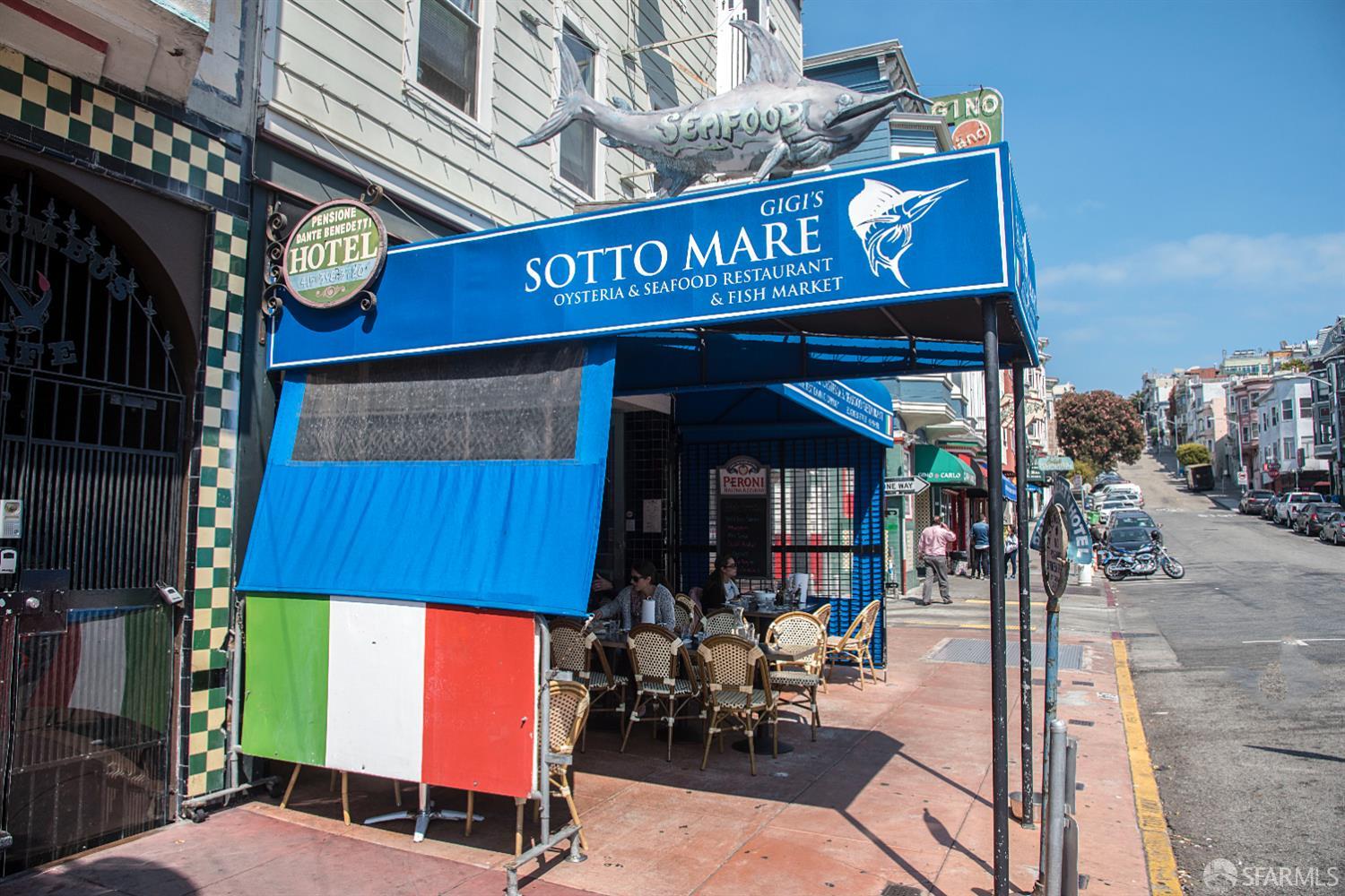 Detail Gallery Image 63 of 77 For 312 Green St, San Francisco,  CA 94122 - 5 Beds | 4/1 Baths