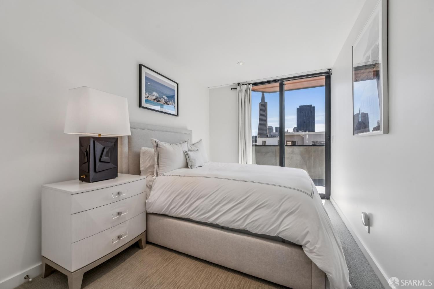 Detail Gallery Image 42 of 77 For 312 Green St, San Francisco,  CA 94122 - 5 Beds | 4/1 Baths